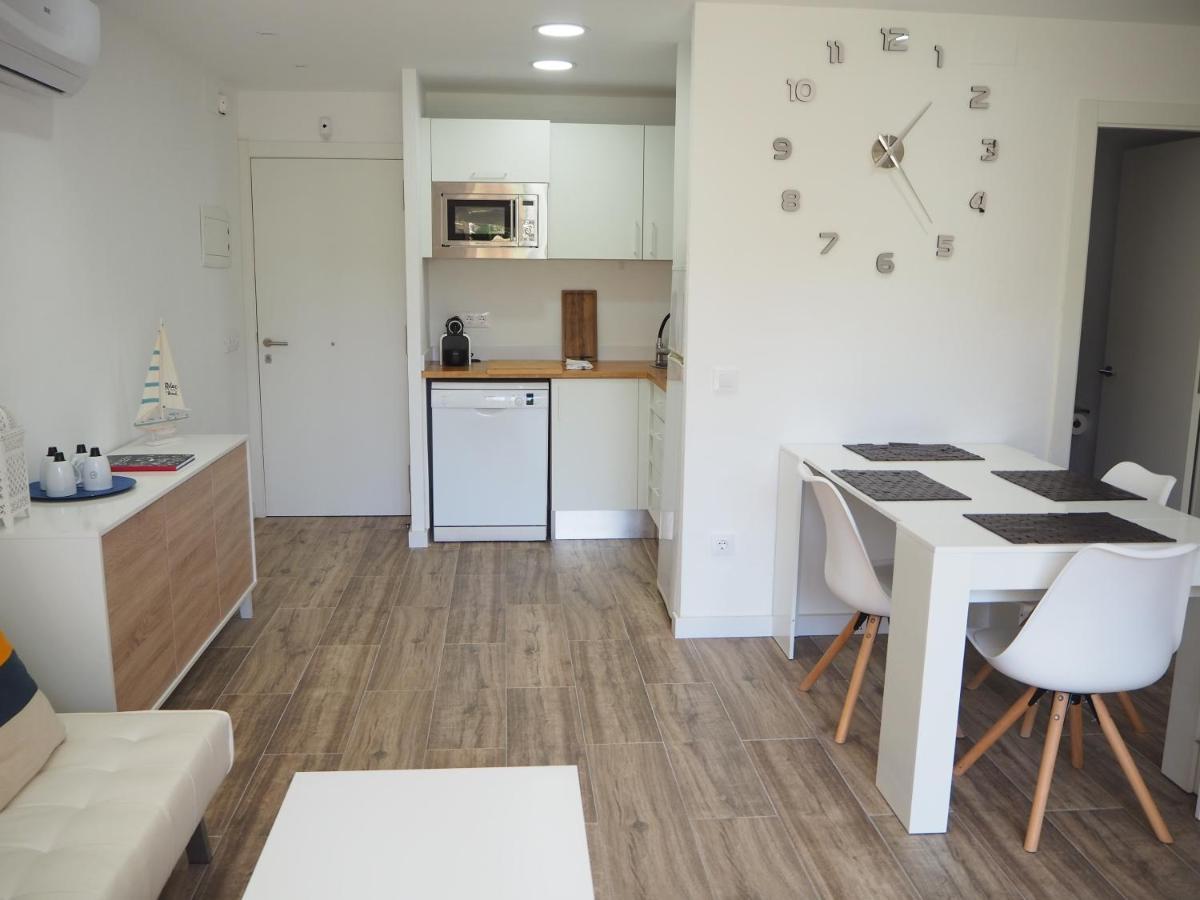 Apartament Amb Piscina I Aparcament - Baixos Amb Jardinet Calella De Palafrugell Eksteriør billede