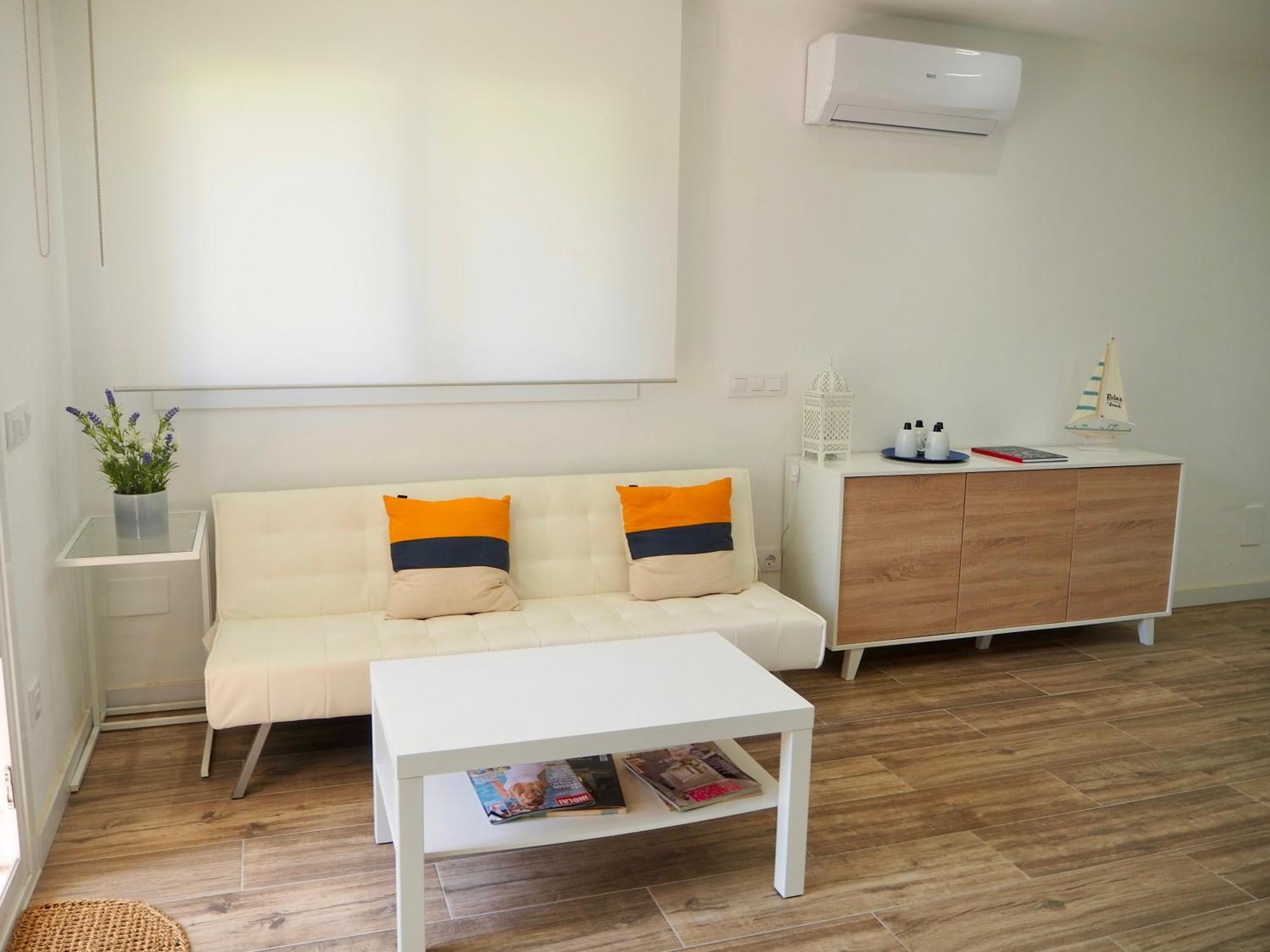 Apartament Amb Piscina I Aparcament - Baixos Amb Jardinet Calella De Palafrugell Eksteriør billede